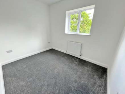 Grains Road, Delph, Image 12