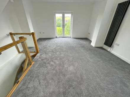 Grains Road, Delph, Image 3