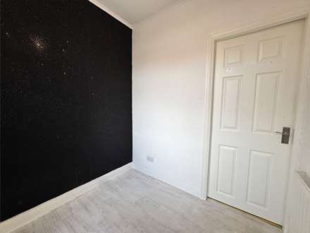 Chadderton Park Road, Oldham, Image 16