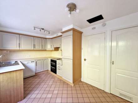 Penthorpe Drive, Heyside, Royton, Image 6