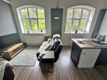 St Pauls House, Royton, Image 3