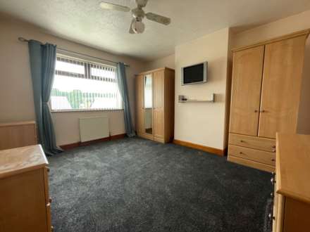 Acre Lane, Derker, Image 14