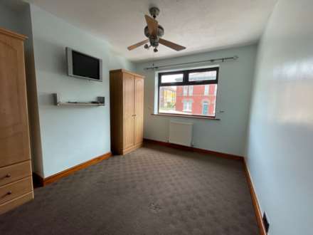 Acre Lane, Derker, Image 17
