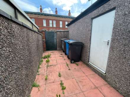Acre Lane, Derker, Image 21