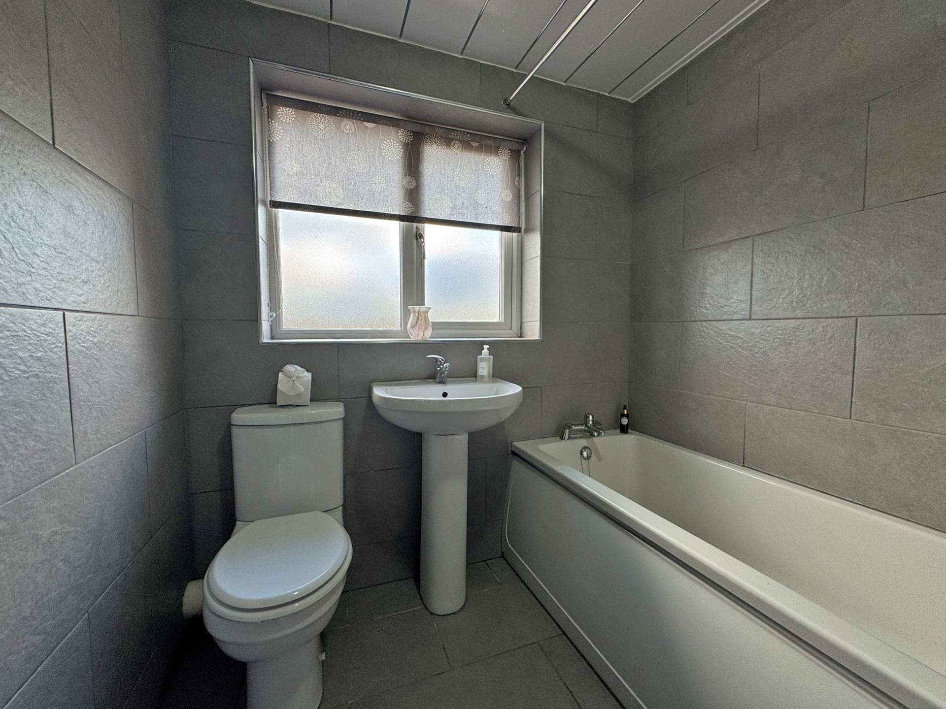 Newtondale Avenue, Royton, Image 18