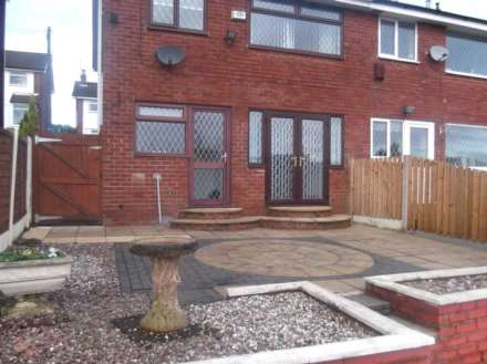Property For Rent Newtondale Avenue, Royton, Oldham