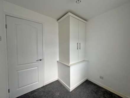 Newtondale Avenue, Royton, Image 17