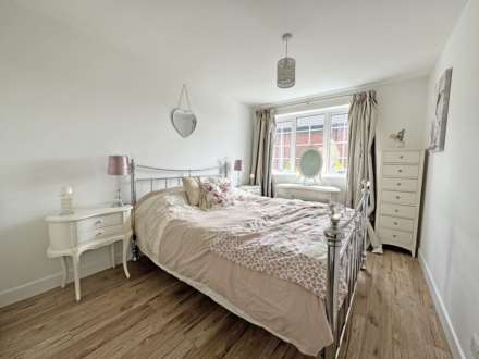 Kensington Avenue, Chadderton, Image 12