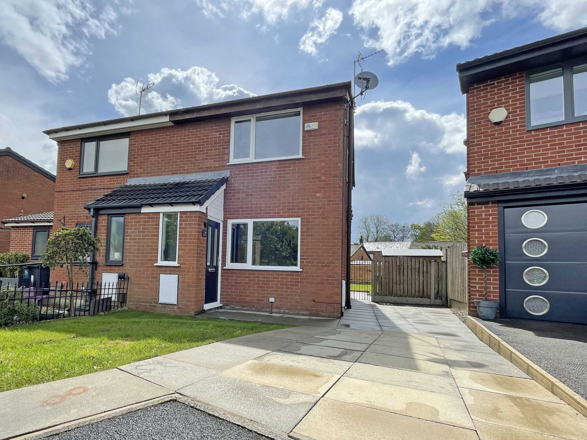 Chelsea Close, Shaw, Image 1