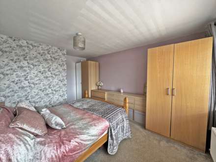 Rishworth Rise, Shaw, Image 10
