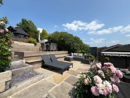 Rishworth Rise, Shaw, Image 20