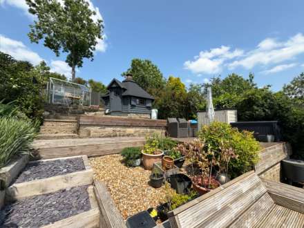 Rishworth Rise, Shaw, Image 21