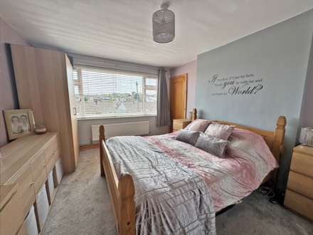 Rishworth Rise, Shaw, Image 9