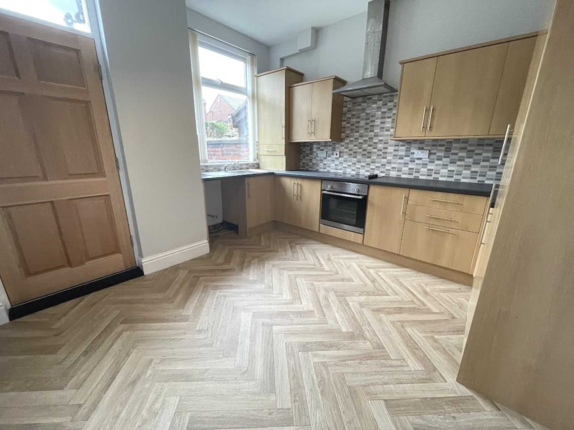 High Barn Street, Royton, Image 5