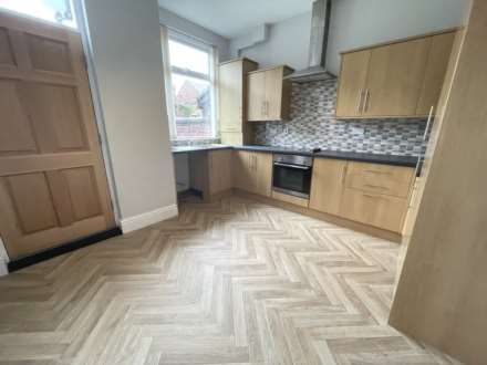 High Barn Street, Royton, Image 5