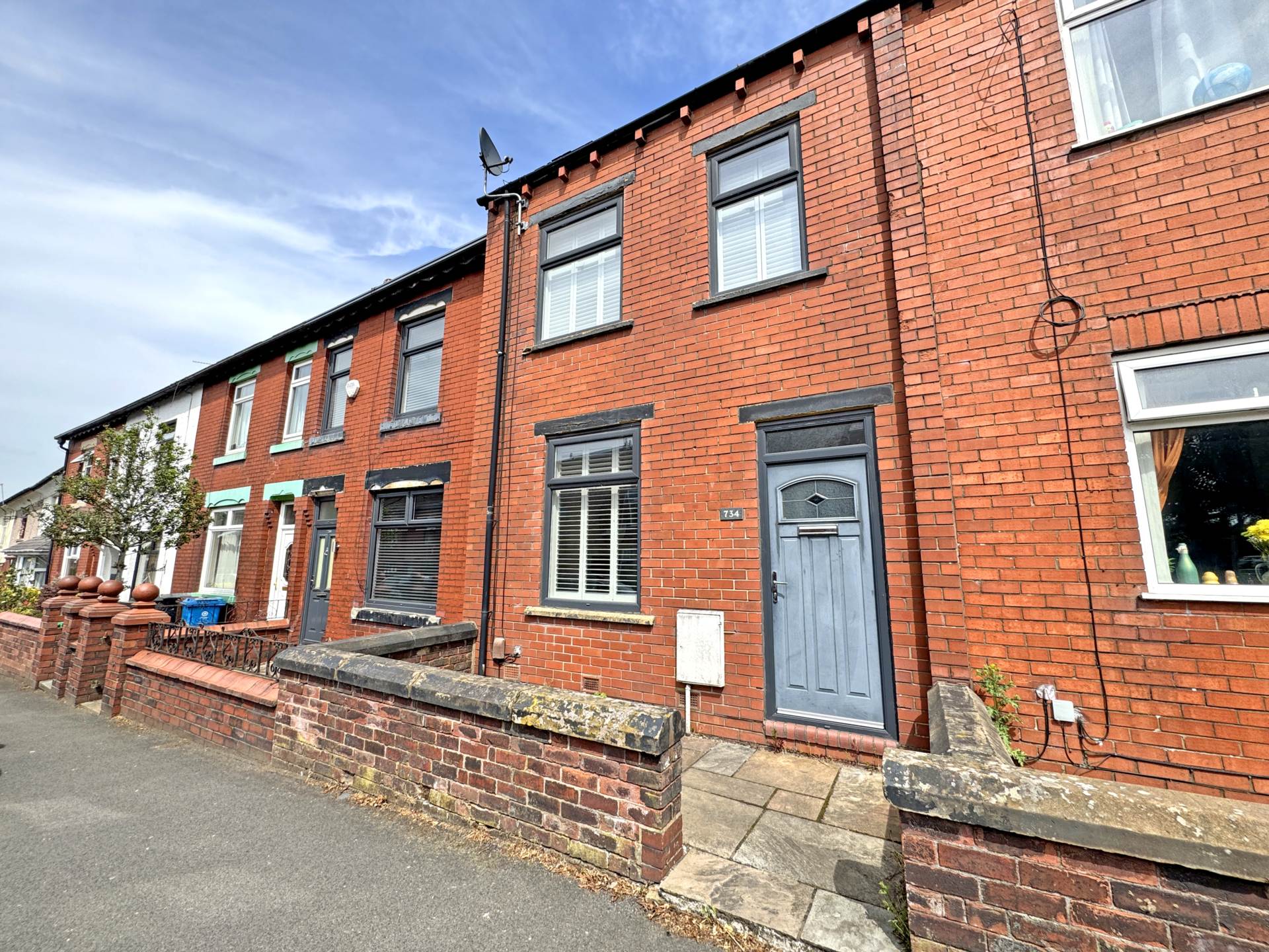 Rochdale Road, Royton, Image 1