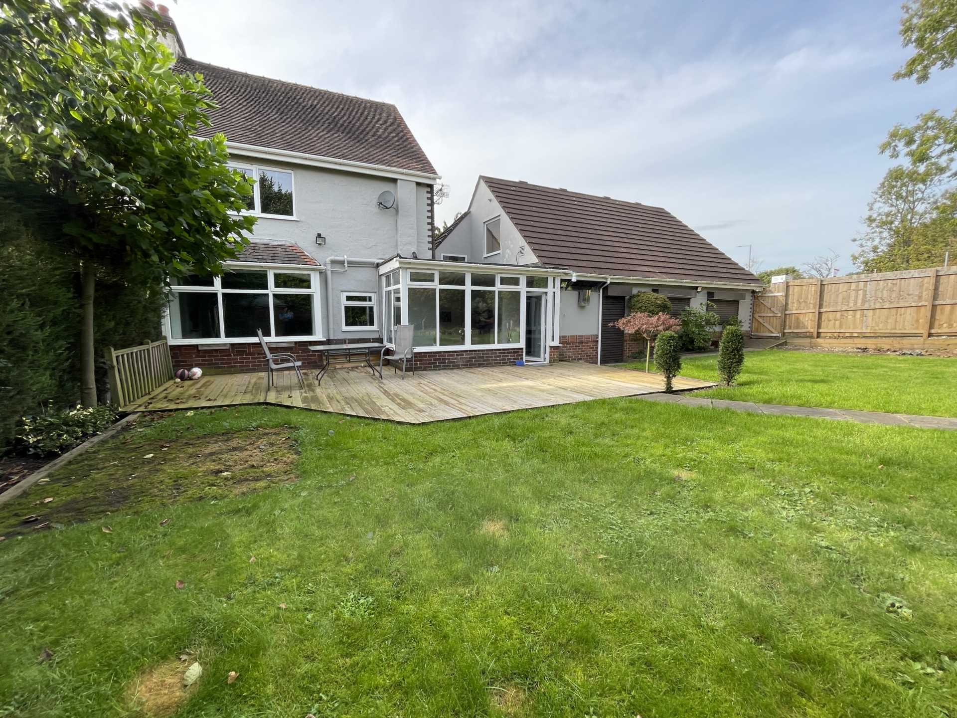 Lees Road, Ashton Under Lyne, Image 31