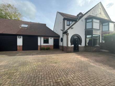 Lees Road, Ashton Under Lyne, Image 1