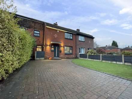 Derwent Drive, Oldham, Image 1