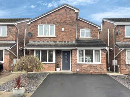 4 Bedroom Detached, Long Clough, Royton