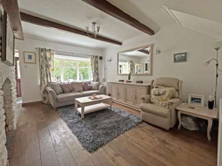 Mill Lane, Royton, Image 12