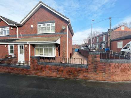 Property For Sale Turf Lane, Royton, Oldham