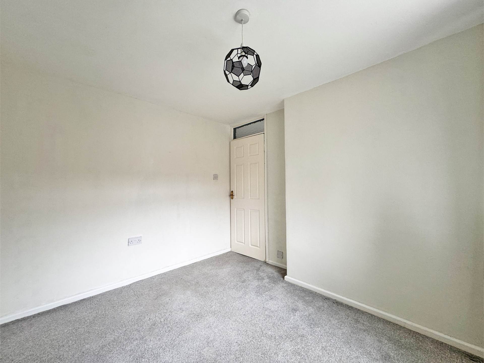 Turf Lane, Royton, Image 9