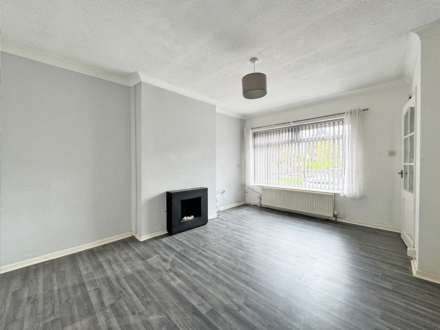 Turf Lane, Royton, Image 2