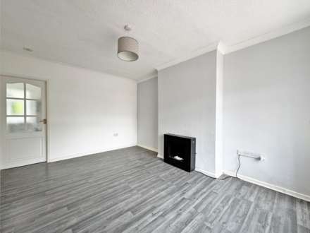 Turf Lane, Royton, Image 3