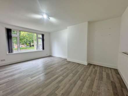 Hopkin Avenue, Derker, Image 2