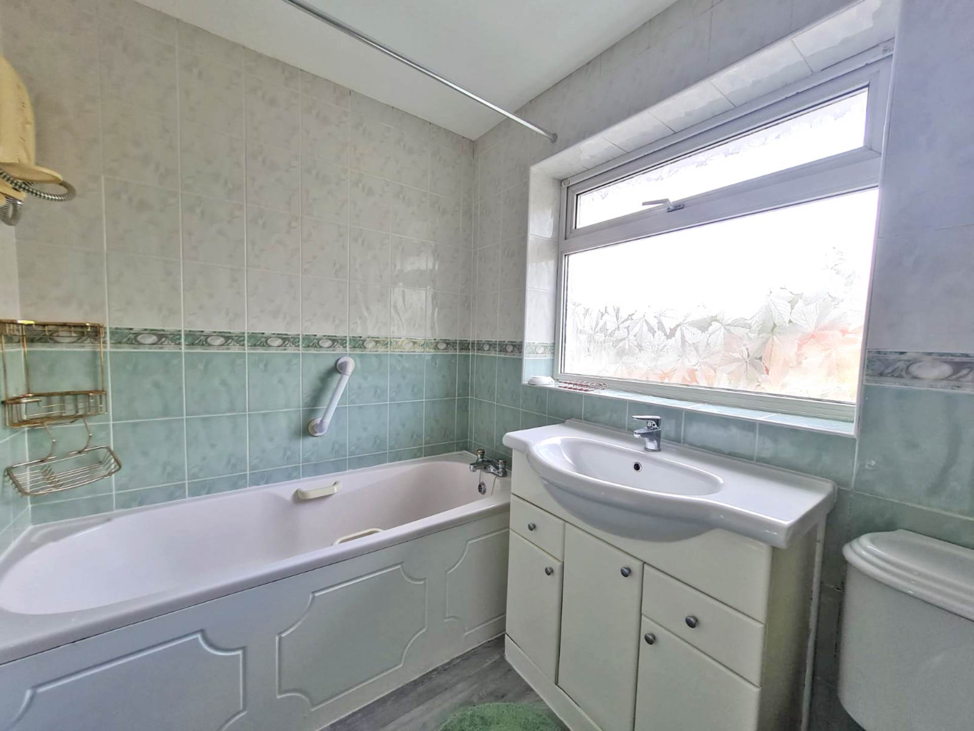 Berkshire Close, Chadderton, Image 12