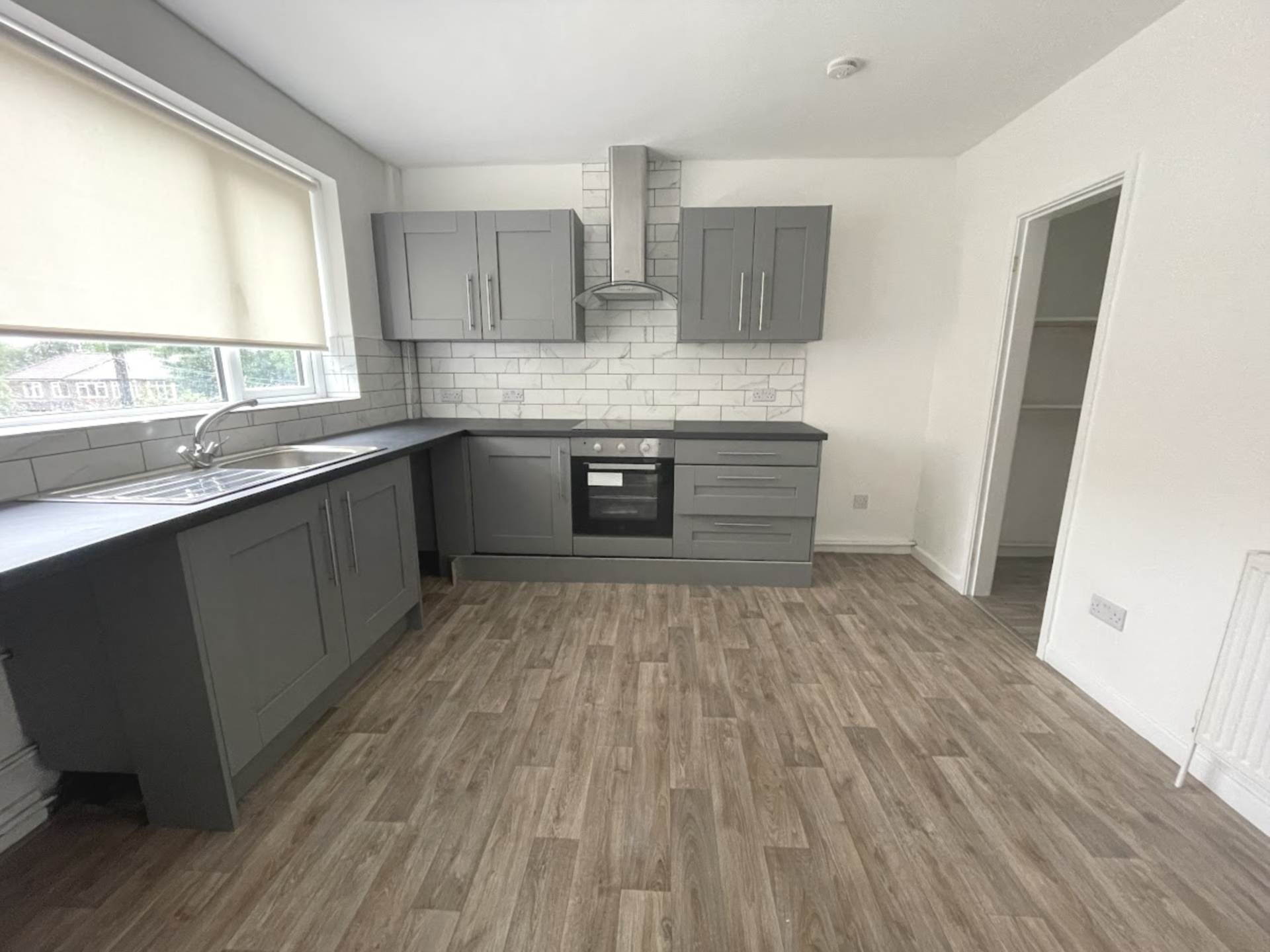 Hollins Road, Oldham, Image 2