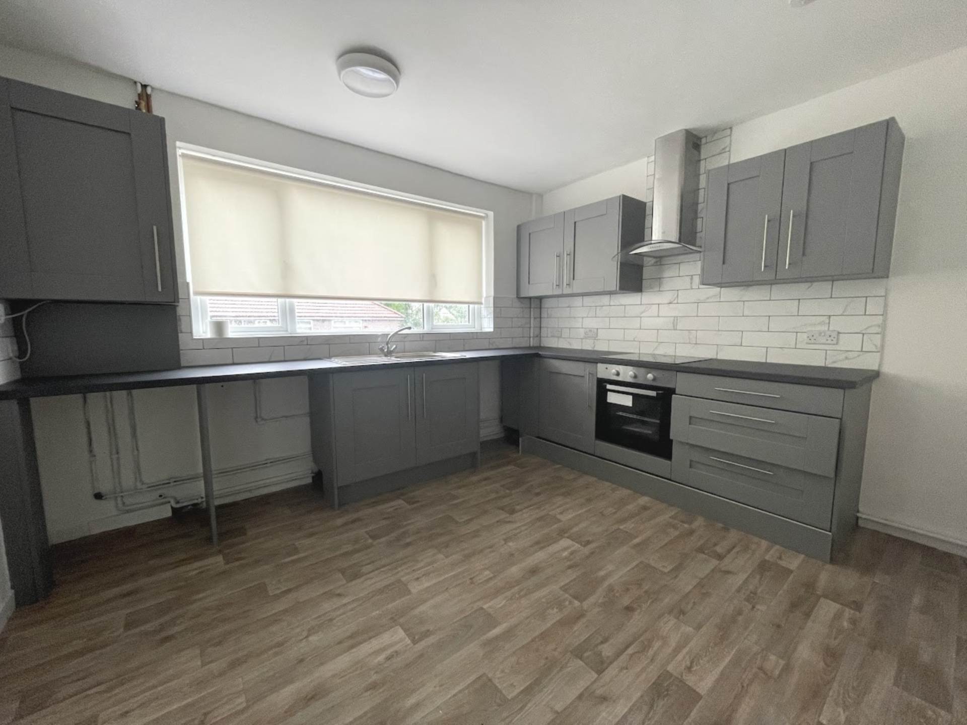 Hollins Road, Oldham, Image 3
