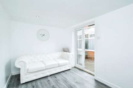 Goodwood Drive, Oldham, Stoneleigh Park, Image 15