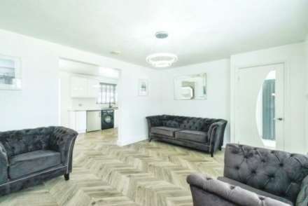 Goodwood Drive, Oldham, Stoneleigh Park, Image 3