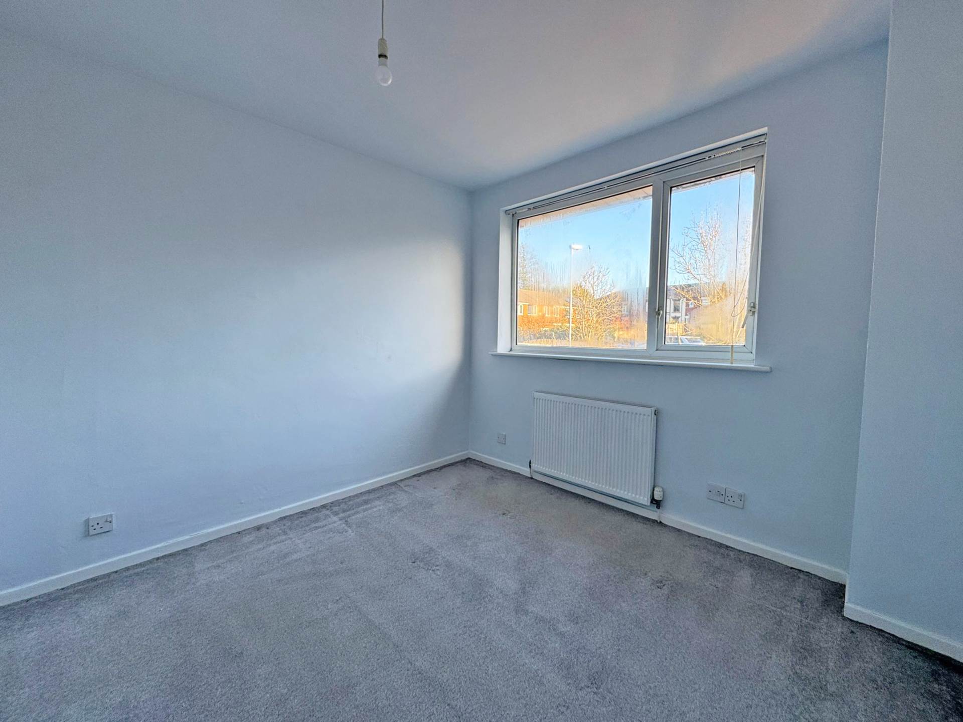 Dryclough Walk, Royton, Image 15