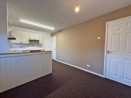 Dryclough Walk, Royton, Image 10