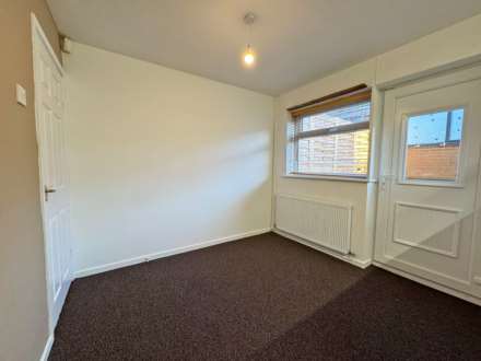 Dryclough Walk, Royton, Image 11