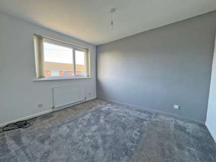 Dryclough Walk, Royton, Image 13