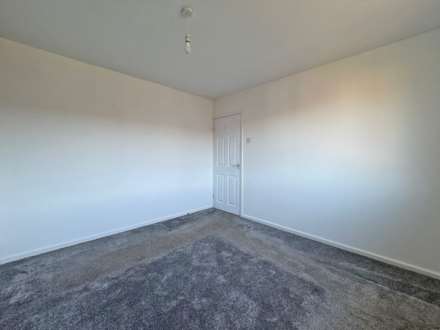 Dryclough Walk, Royton, Image 14