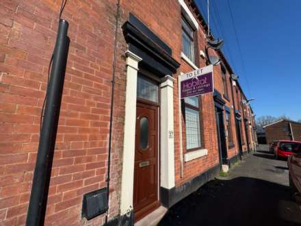 3 Bedroom Terrace, Lyon Street, Shaw