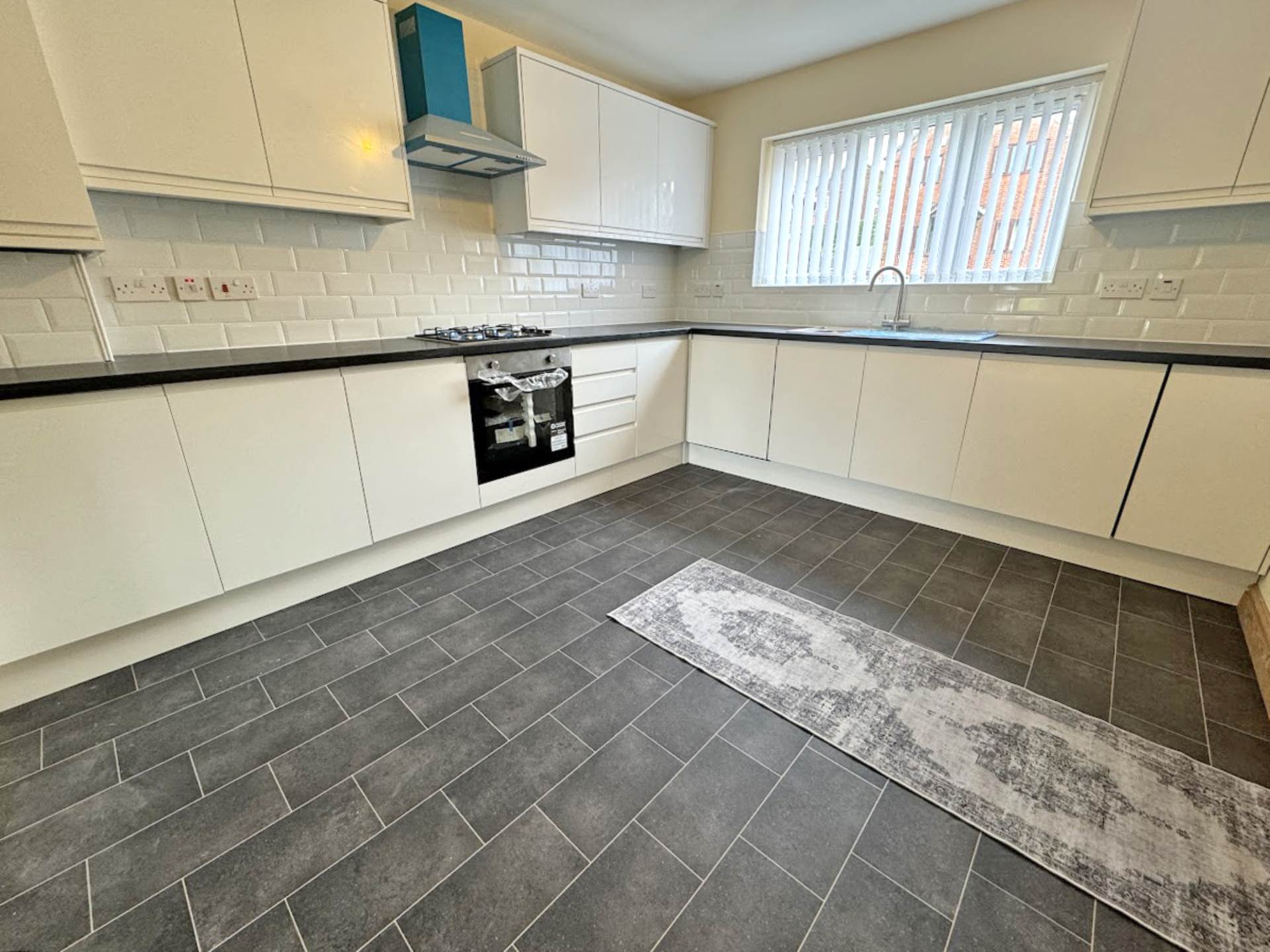 Moor Street, Shaw, Image 10