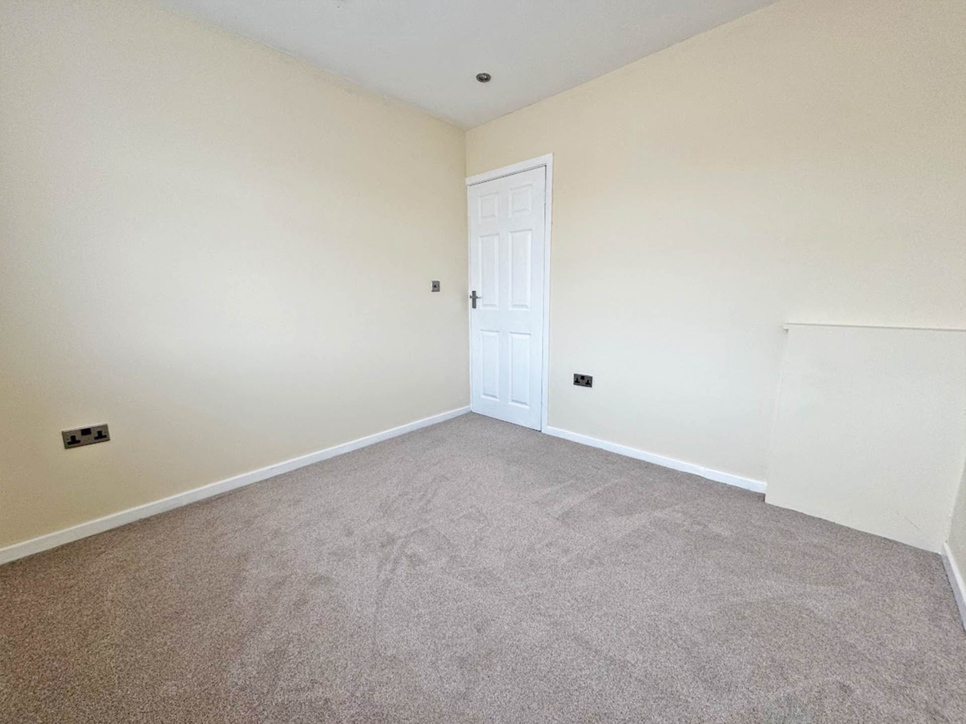 Dunwood Avenue, Shaw, Image 8