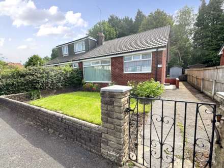 Dunwood Avenue, Shaw