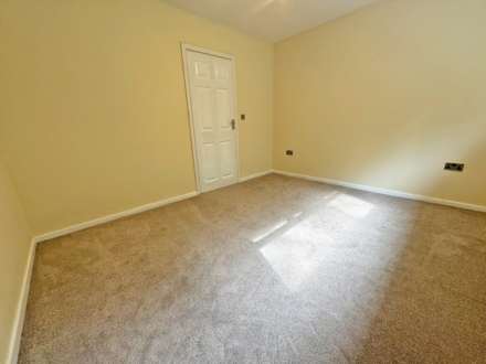 Dunwood Avenue, Shaw, Image 11