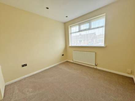 Dunwood Avenue, Shaw, Image 5