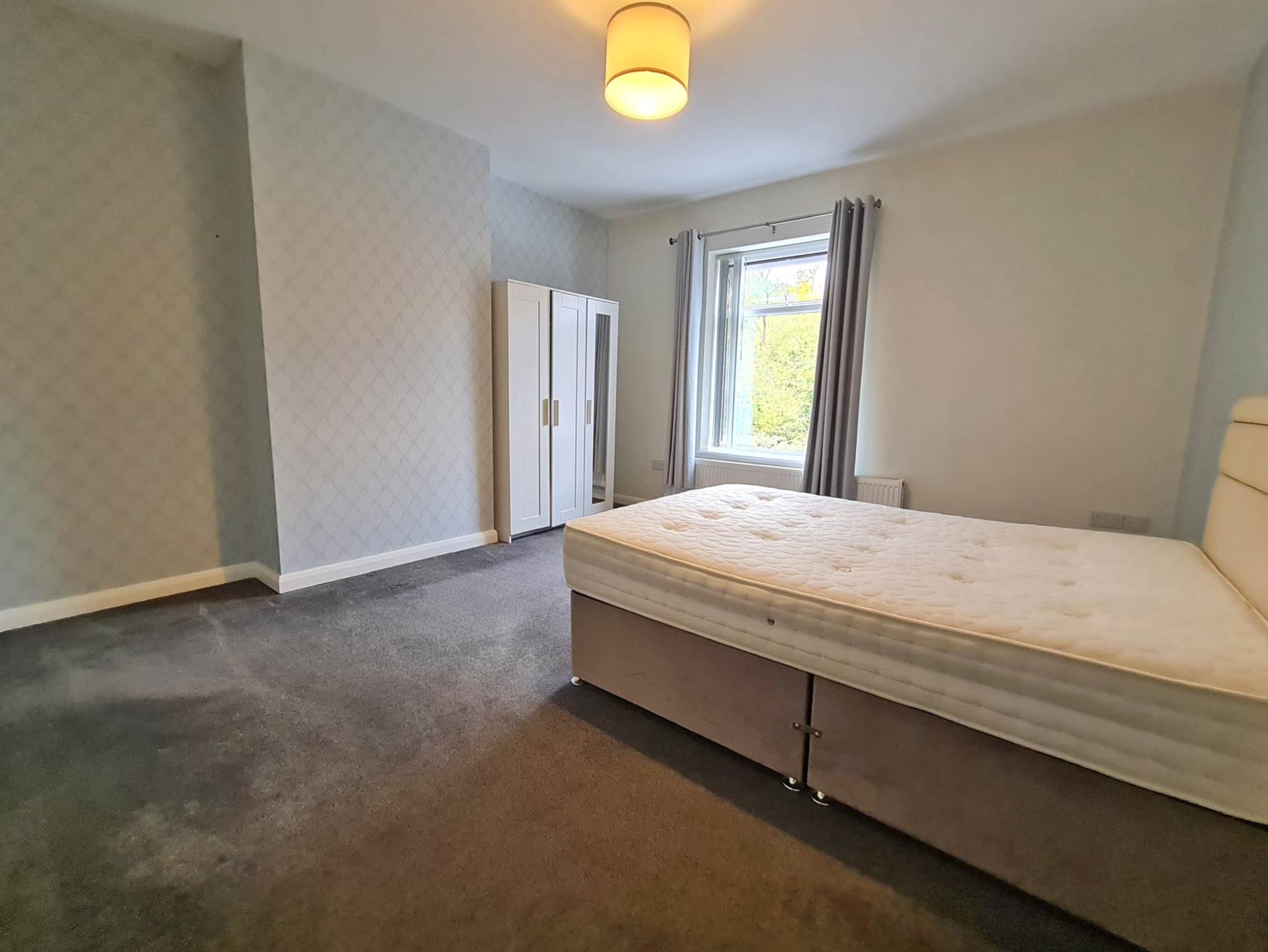 Beal Lane, Shaw, Image 9