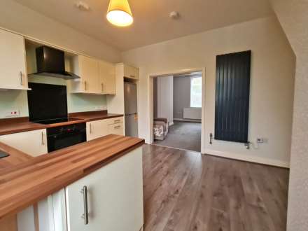 Beal Lane, Shaw, Image 7