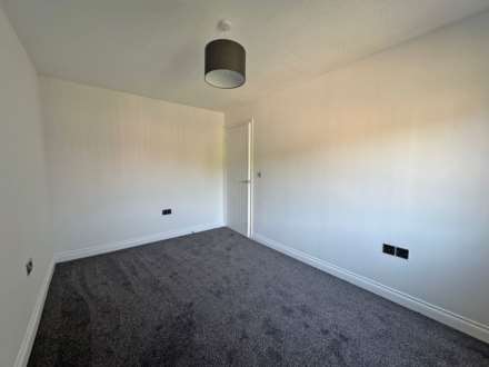 Rosebay Close, Royton, Image 13