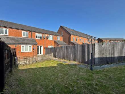 Rosebay Close, Royton, Image 17